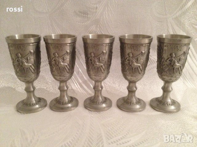 Немски старинни калаени чаши на столче "Lindenwirthin" лична колекция