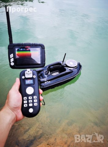 Лодка за захранка  с ИСТИНСКИ GPS и автопилот показващи точно.Сонар , снимка 3 - Стръв и захранки - 33072639