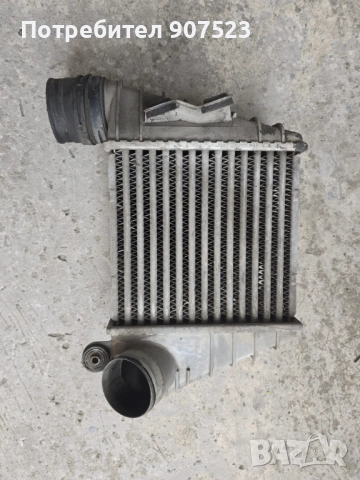 Оригинален интеркулер Валео за Фолксваген Голф 4 1.9тди/Бора 1J0145805D, снимка 2 - Части - 51617034