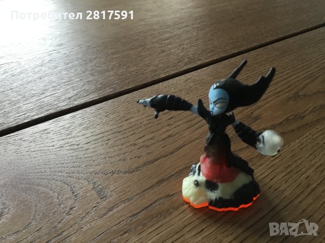 Скайландър Skylanders Giants - Hex light Core, снимка 7 - Колекции - 43227484