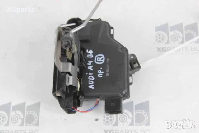 Брава врата предна дясна за Audi A4 B6 (2001-2004), снимка 3 - Части - 50029086