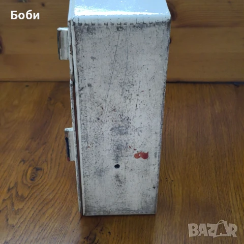 Стара аптечка, снимка 3 - Антикварни и старинни предмети - 51082002