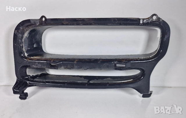 Ляво Капаче Лява Решетка Предна Броня Toyota Avensis T25 Тойота Авенсис 2003г-2008г 52128-05030