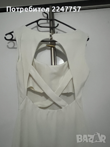 Бяла къса рокля с отворен гол гръб, снимка 3 - Рокли - 36470772