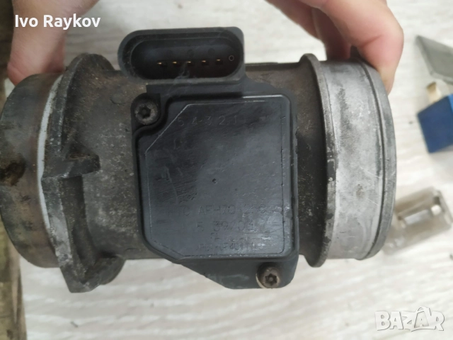 Дебитомер хитачи за Ауди А4 2003г 2.5куатро 180к.с , 059906461D , снимка 5 - Части - 52422756