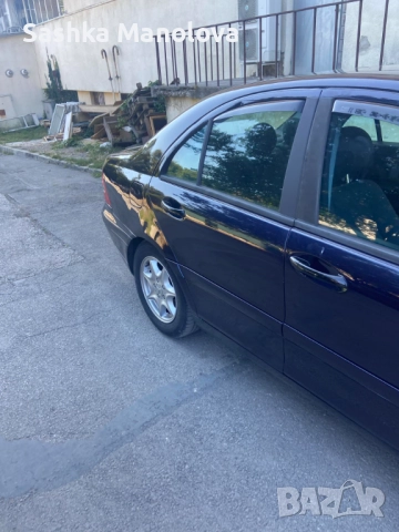 Мерседес 220 с, снимка 2 - Автомобили и джипове - 52867019