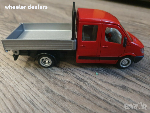 Метална количка SIKU 1/50 Mercedes-Benz Sprinter малък самосвал