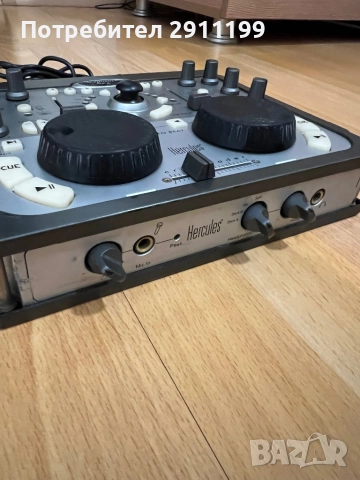 DJ контролер Hercules, снимка 3 - Ресийвъри, усилватели, смесителни пултове - 51792851