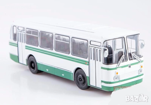 ЛАЗ 695Н градски автобус - мащаб 1:43 на Наши Автобуси моделът е нов в блистер, снимка 2 - Колекции - 52411415