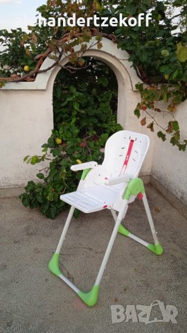 Детско столче става и за хранене 
