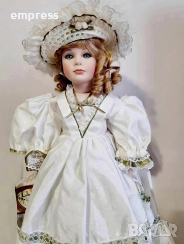 Порцеланова кукла Alberon Lady Helena , снимка 4 - Колекции - 52702348