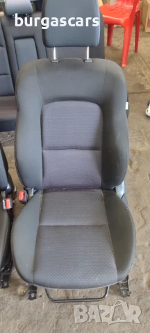 Салон Mazda 3 седан - 180лв, снимка 2 - Части - 51273268