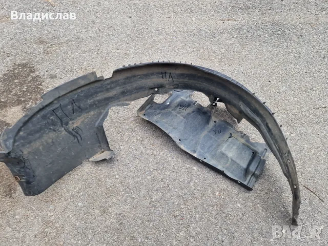 Преден ляв подкалник Volvo v40 