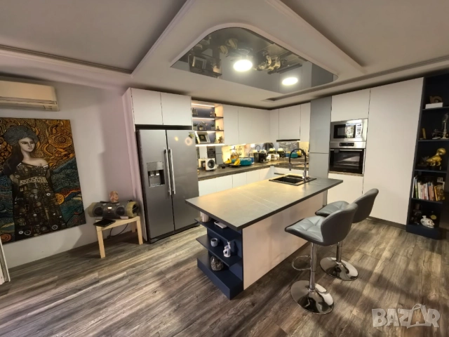 Отлично местоположение, луксозно изпълнен, напълно обзаведен и оборудван, удобно паркомясто, снимка 4 - Апартаменти - 52532564