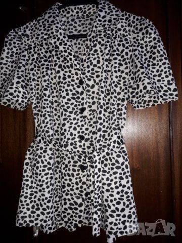 Дамски летен костюм с пола на точки