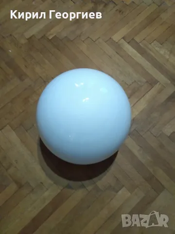 Два стъклени плафона за таван, с една крушка.  , снимка 1