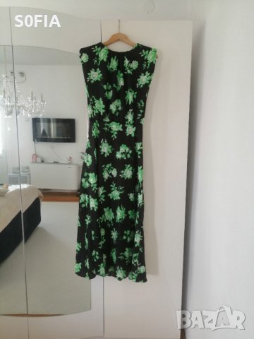 Нова Asos design L рокля, снимка 1 - Рокли - 37757011