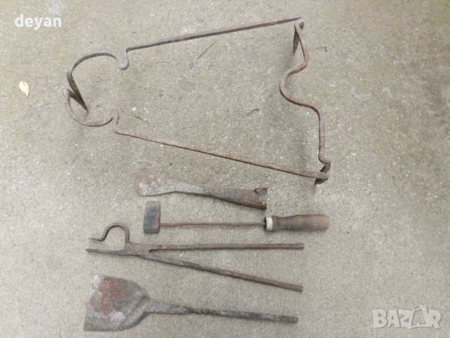 стари инструменти за огнище ковано желязо