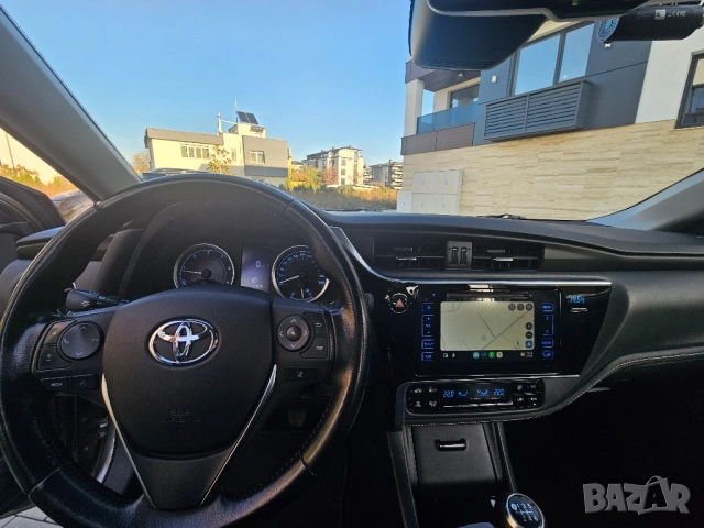 Toyota Corolla 1.4 D4D, снимка 9 - Автомобили и джипове - 52433184