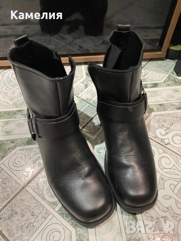 Боти, снимка 2 - Дамски боти - 52393773