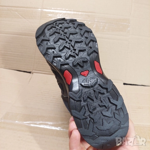 туристически обувки Salomon Eastwood GTX номер 42 2/3 маратонки , снимка 9 - Маратонки - 52215885
