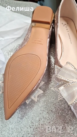 Луксозни Дамски Обувки на Нисък Ток с Великолепни Блестящи Панделки Обсипани с Камъни - Арабски Лукс, снимка 10 - Дамски обувки на ток - 50547285