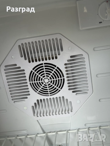 Малък хладилник без фризер, използвано състояние, снимка 4 - Хладилници - 52564786