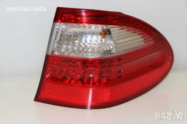 Десен стоп Mercedes W211 комби E-Class (2002-2006г.) LED стоп A2118201664 / 2118201664 / Avantgarde, снимка 3 - Части - 48059051