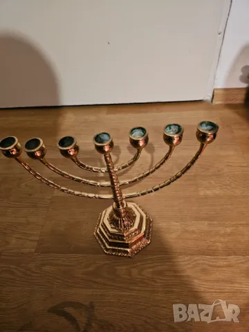 Голям бронзов  свещник за ханука  МЕНОРА 28 х 26см. - еврейски свещник - внос от Израел, Йерусалим, снимка 2 - Антикварни и старинни предмети - 49016525