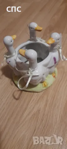 кашпа с четири патета 