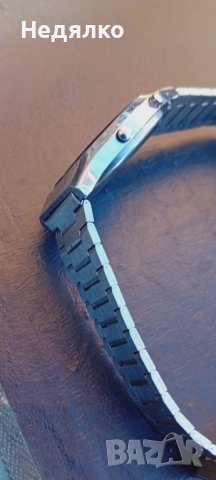 Винтидж кварцов,lcd часовник Koyo, снимка 4 - Антикварни и старинни предмети - 43490001