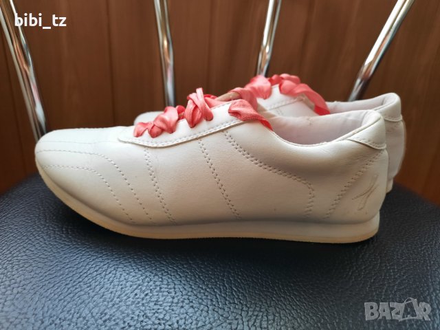 Бели маратонки Номер 36, снимка 3 - Детски маратонки - 37988140