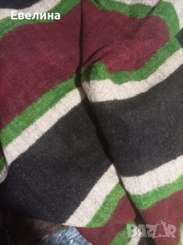 Вълнено халище от три части