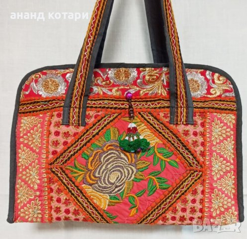 17, 18, 19 Дамски чанти с бродерия Ръчна изработка от Индия, снимка 1 - Чанти - 38377373