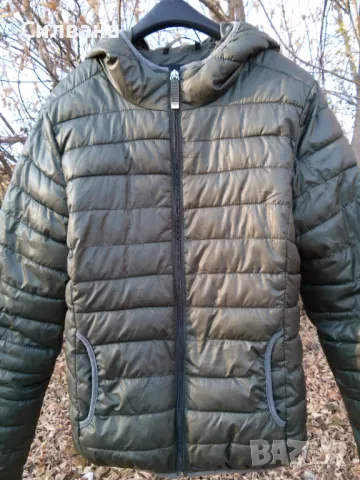 олекотено яке с качулка, снимка 2 - Якета - 38243205