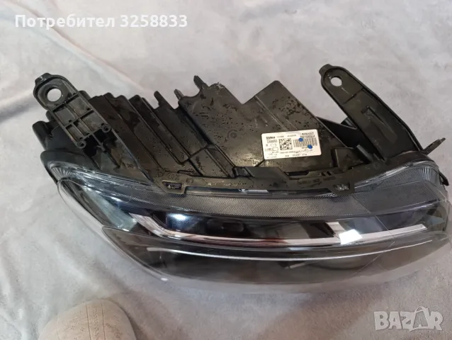 Десен фар за Dacia duster 2 от 2021г. До ..., снимка 2 - Части - 49687696
