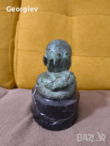Статуетка , снимка 3 - Антикварни и старинни предмети - 51647088