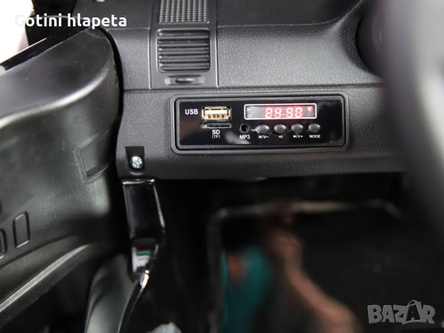 Акумулаторен джип Mercedes G 63 AMG 4x4 12V батерия,MP3, с меки гуми с Кожена седалка, снимка 13 - Детски велосипеди, триколки и коли - 40539470