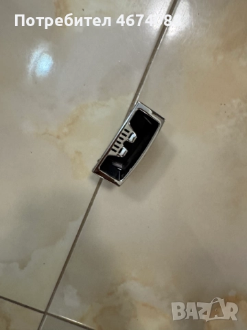 Пепелник на задна дясна врата на Ауди Audi A8 D4 4H само за 100лв. 4h0857406 0423.311, снимка 6 - Части - 52743414