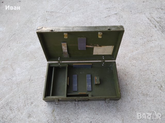 Руски военен куфар от уред ДП-5В, снимка 5 - Антикварни и старинни предмети - 38532834