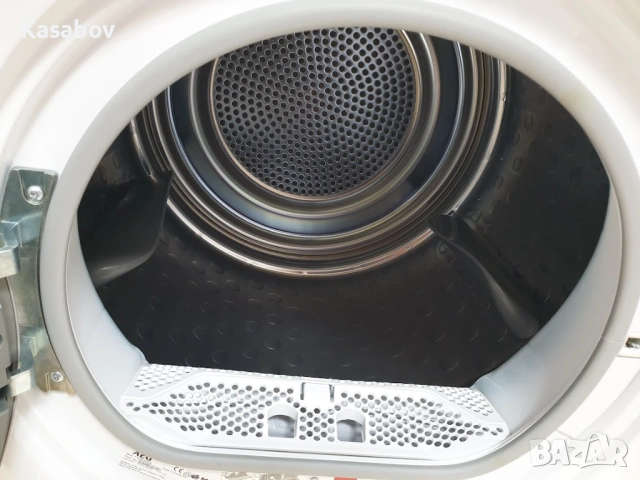 AEG Lavatherm Сушилня с Термопомпа 12м Гаранция, снимка 6 - Сушилни - 53449264