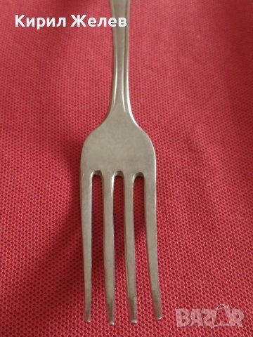 Стара вилица от соца с маркировка МАДАРА ПЛОВДИВ за КОЛЕКЦИЯ ДЕКОРАЦИЯ 42112, снимка 3 - Други ценни предмети - 43862274