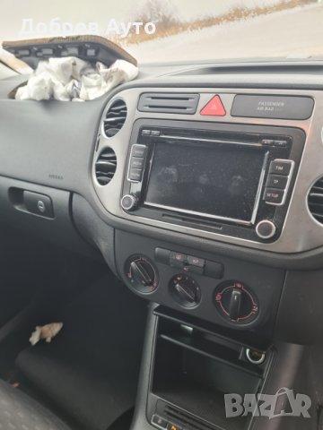   **САМО НА ЧАСТИ** VW Tiguan 2.0TDI, Ръчни скорости, снимка 10 - Автомобили и джипове - 43294928
