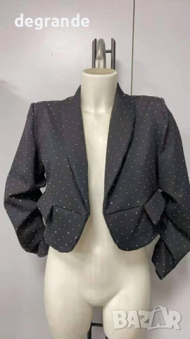 Дамско сако с камъни