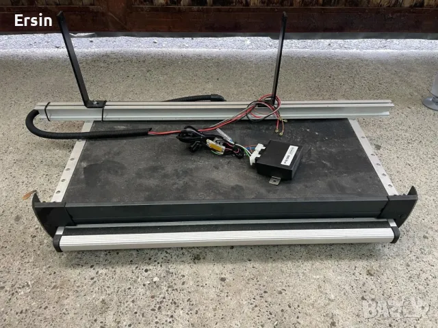 Степенка Thule Slide-out step 700 Aluminium (Чисто нова) за монтаж на DUCATO,JUMPER,BOXER -CARTHAGO , снимка 1