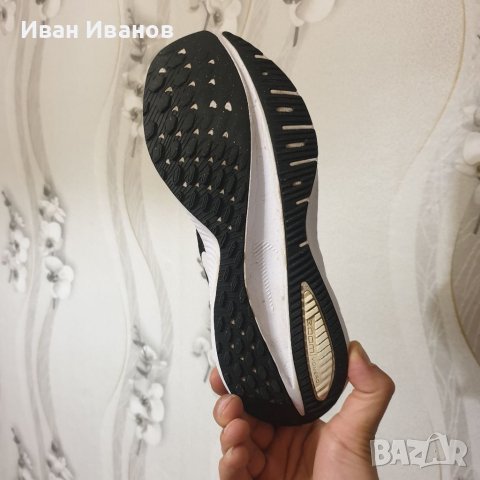 маратонки  Nike Air Zoom Vomero 14  номер 37-37,5, снимка 9 - Маратонки - 40792260