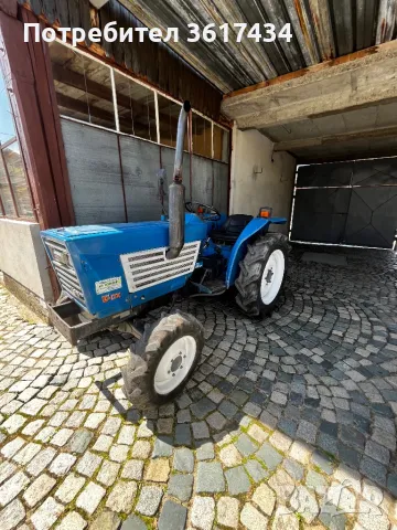 Трактор японски Исеки U-DX 26 коня и фреза към трактора 1251h