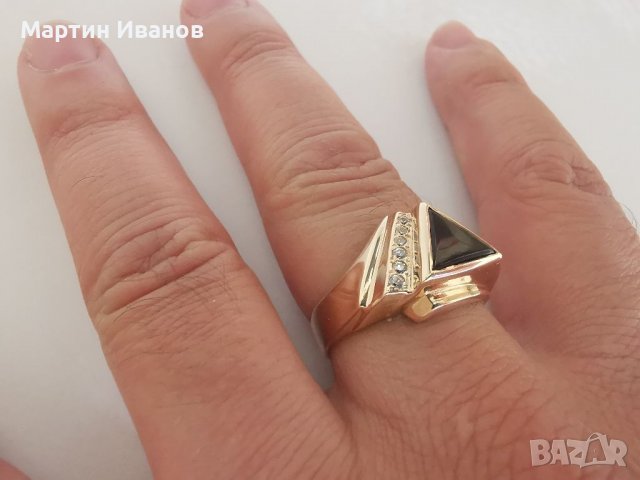 Златен мъжки пръстен с оникс и циркони , снимка 9 - Пръстени - 36935137