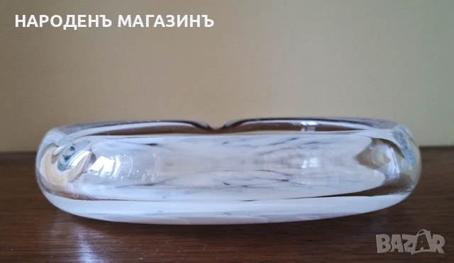 МУРАНО - Венецианско двуцветно стъкло Голям пепелник за трима човека , снимка 6 - Други ценни предмети - 53564627
