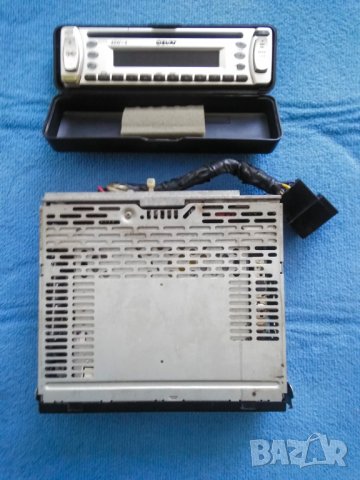 FM/MW/LW Компактен Дисков Плейър - SONY  